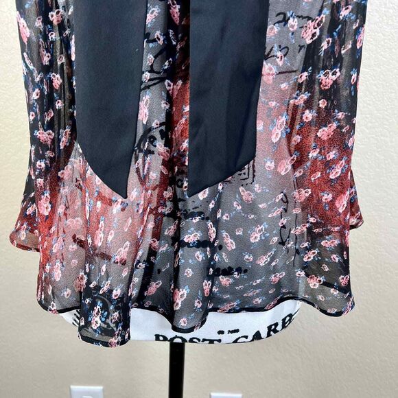 BCBGeneration Black top Pink Sheer Floral Garland Neck Tunic Tank Blouse size S - Picture 9 of 14